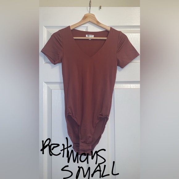 Closet Clean Out - Picture 6 of 7